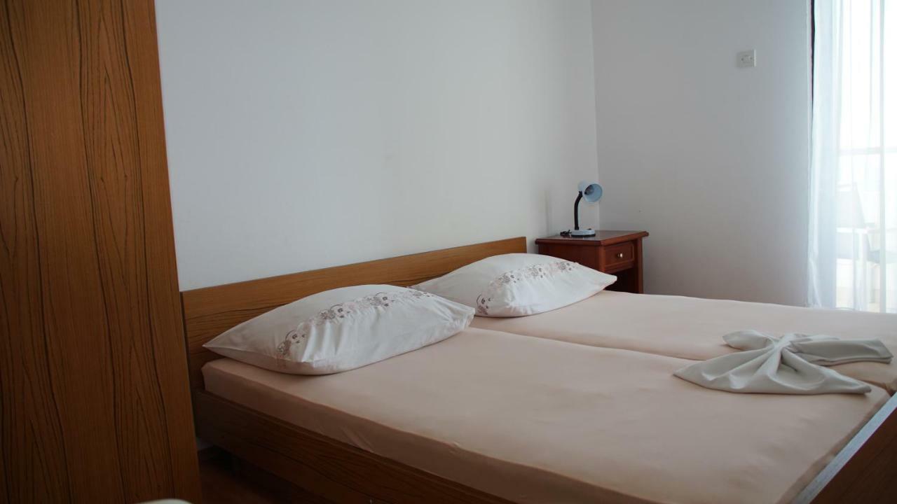 Apartmani Sipic , Bilo - Primošten Kültér fotó