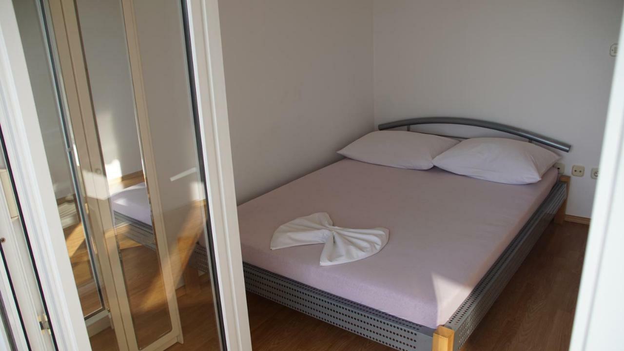 Apartmani Sipic , Bilo - Primošten Kültér fotó