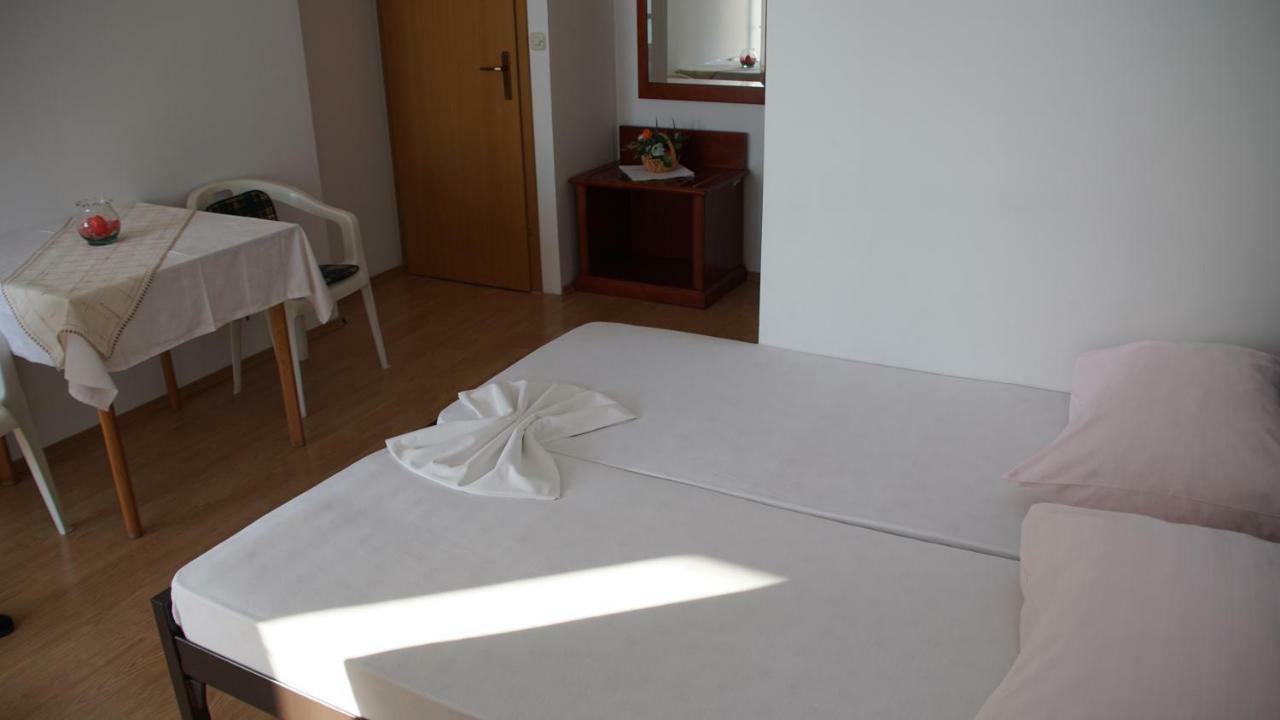Apartmani Sipic , Bilo - Primošten Kültér fotó