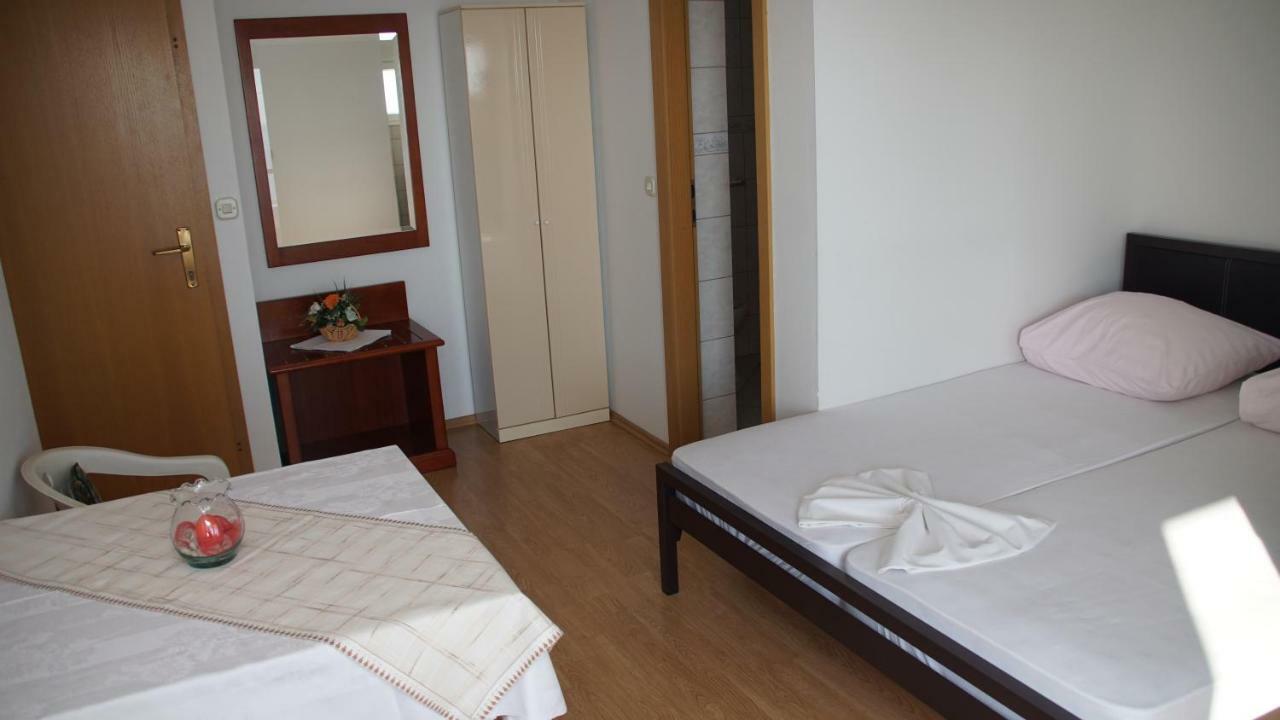 Apartmani Sipic , Bilo - Primošten Kültér fotó